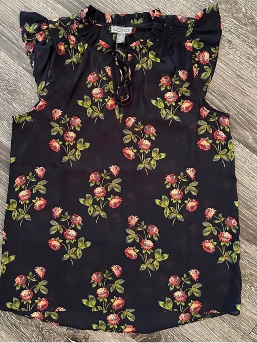 Point Sur Sleeve Sleeveless Blouse- Navy with Pink Flowers